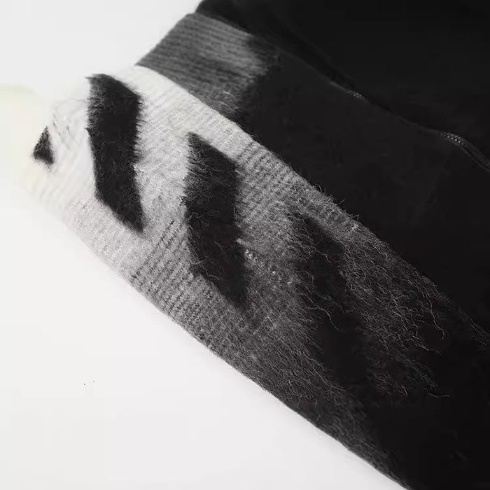 OFF WHITE Arrow Logo Knitted Sweater Hoodie